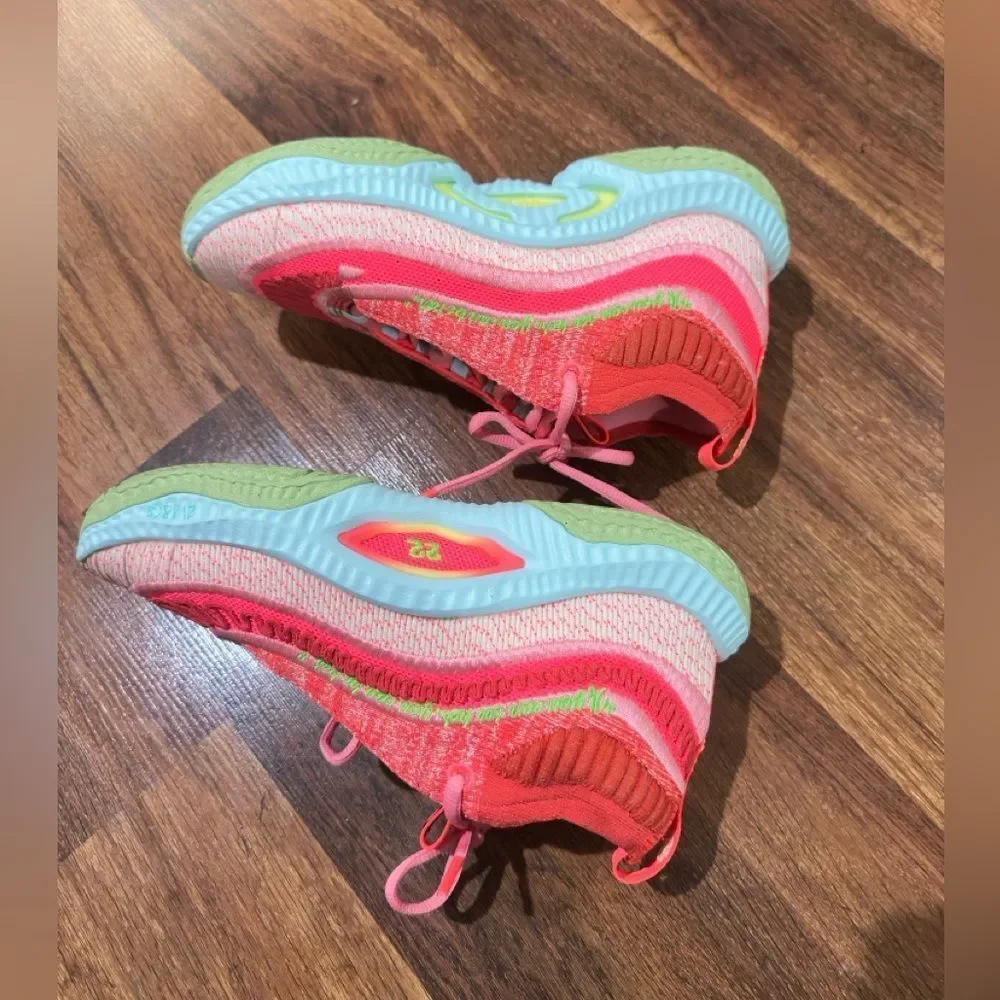 NIKE Cosmic Unity 3 